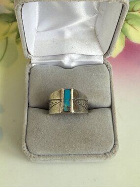 VTG 60s Southwestern Sterling Turquoise Ring Etched Side Peak Mountains Sz  8